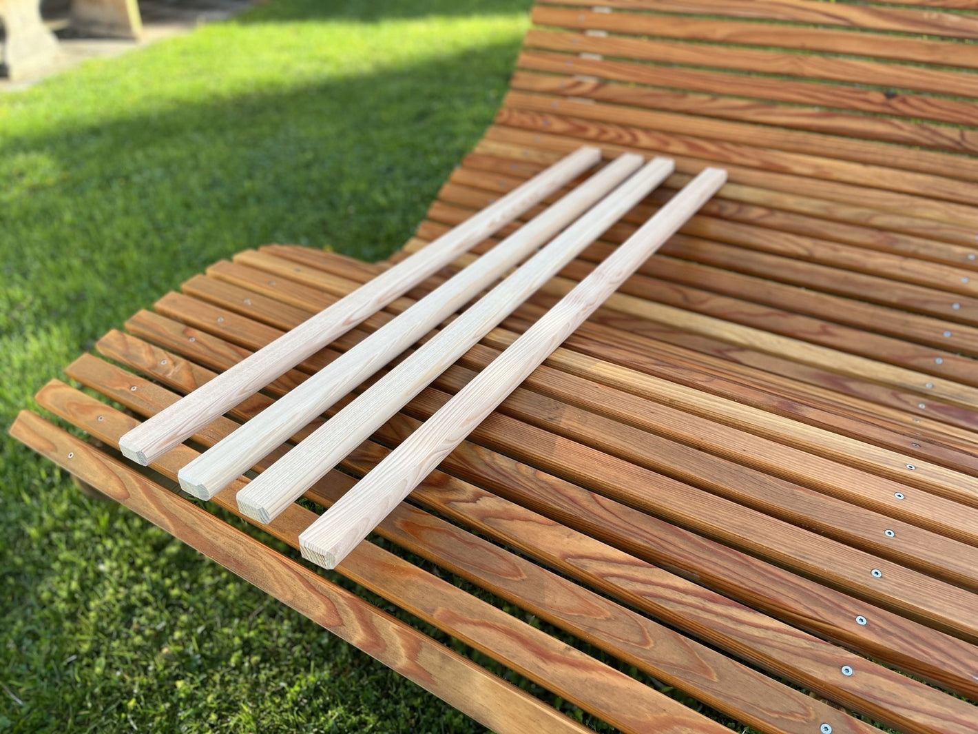 Ersatzlatte Lärchenholz mit Bohrung