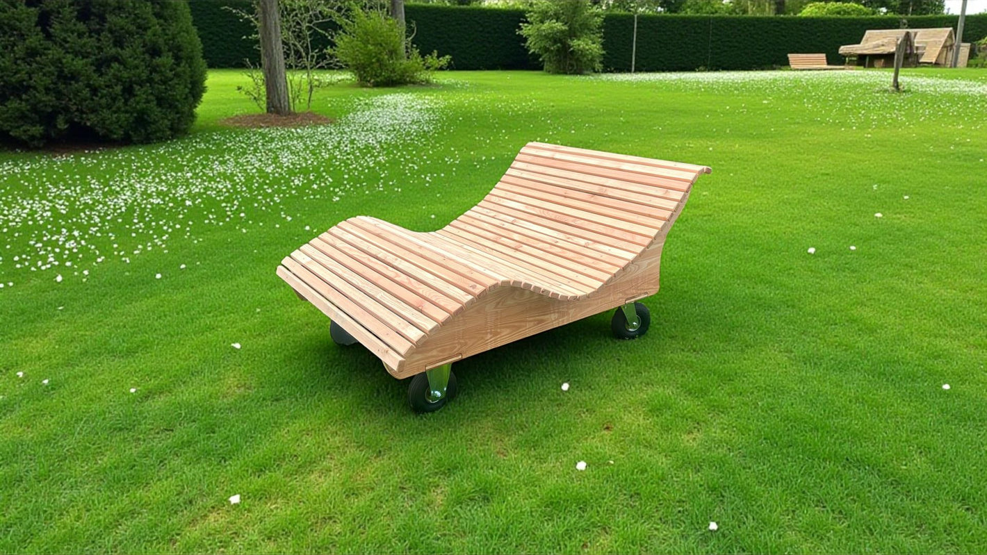 Radliege  ,,Schaalsee" Gartenliege aus Lärchenholz mit Bockrollen