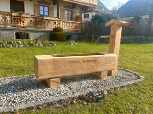 Holzbrunnen ,,Dachstein" eckiger Holzbrunnen Lärche